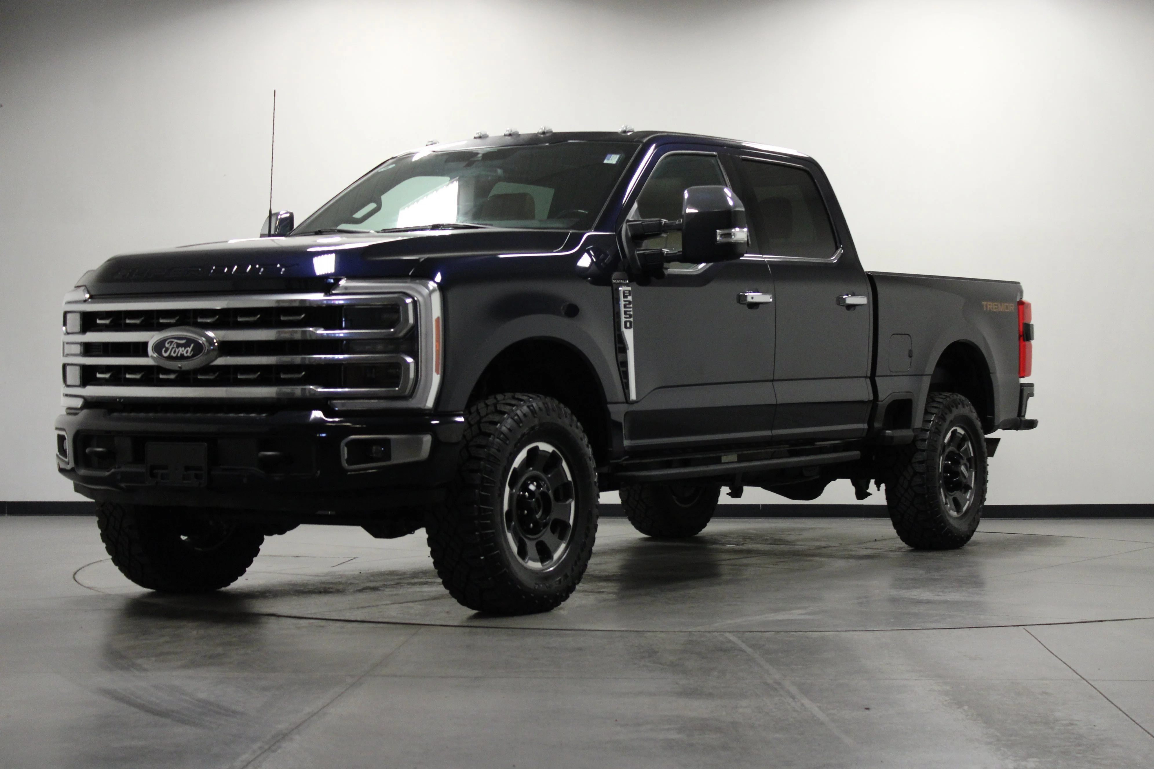 Used 2023 Antimatter Blue Metallic Ford Platinum image 8