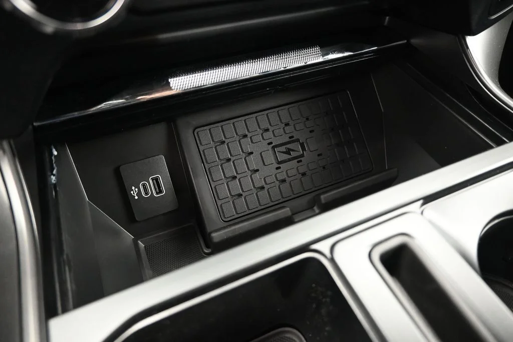 New 2026 Agate Black Metallic Ford Lariat image 17