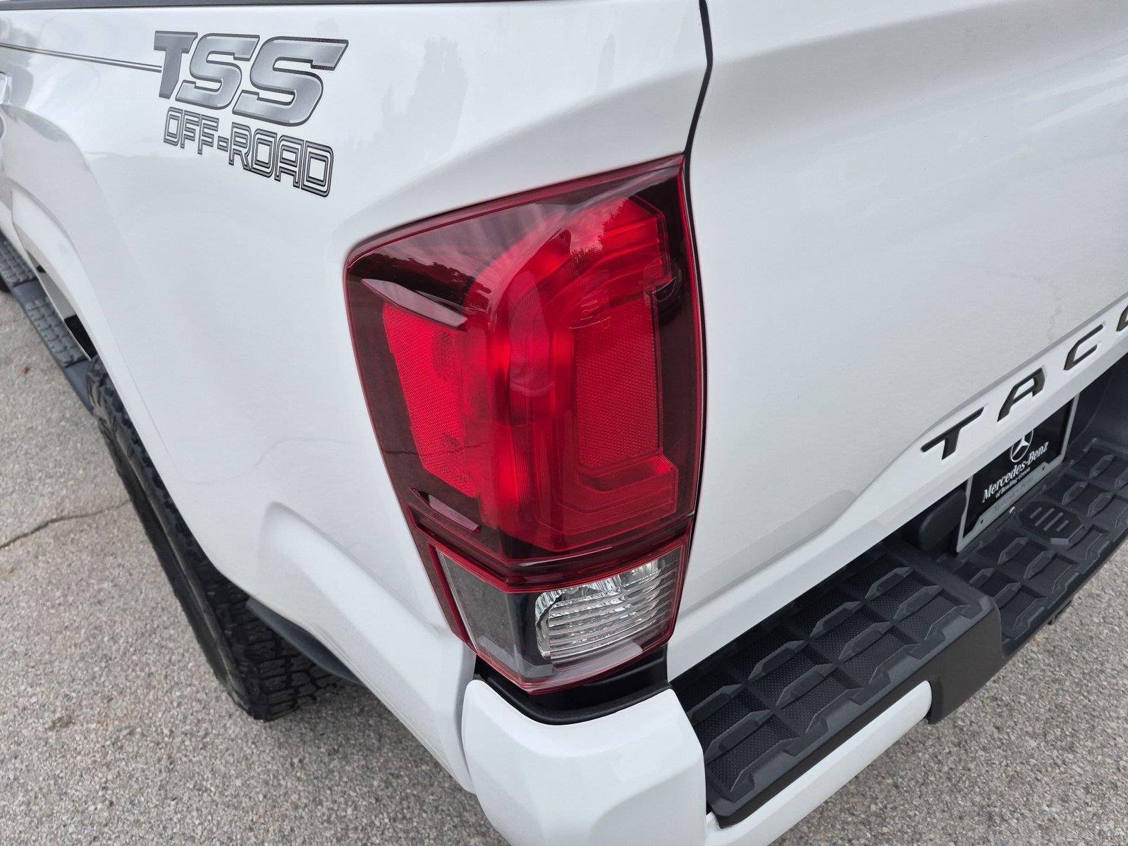 Used 2023 Ice Cap Toyota SR image 11