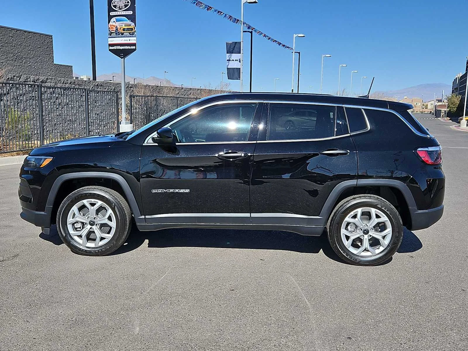 Used 2025 Diamond Black Crystal Pearlcoat Jeep Sport image 5