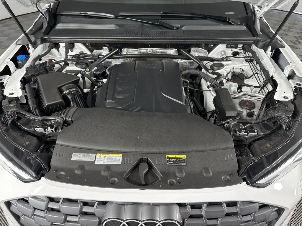New 2025 White Audi 2.0T Premium image 3