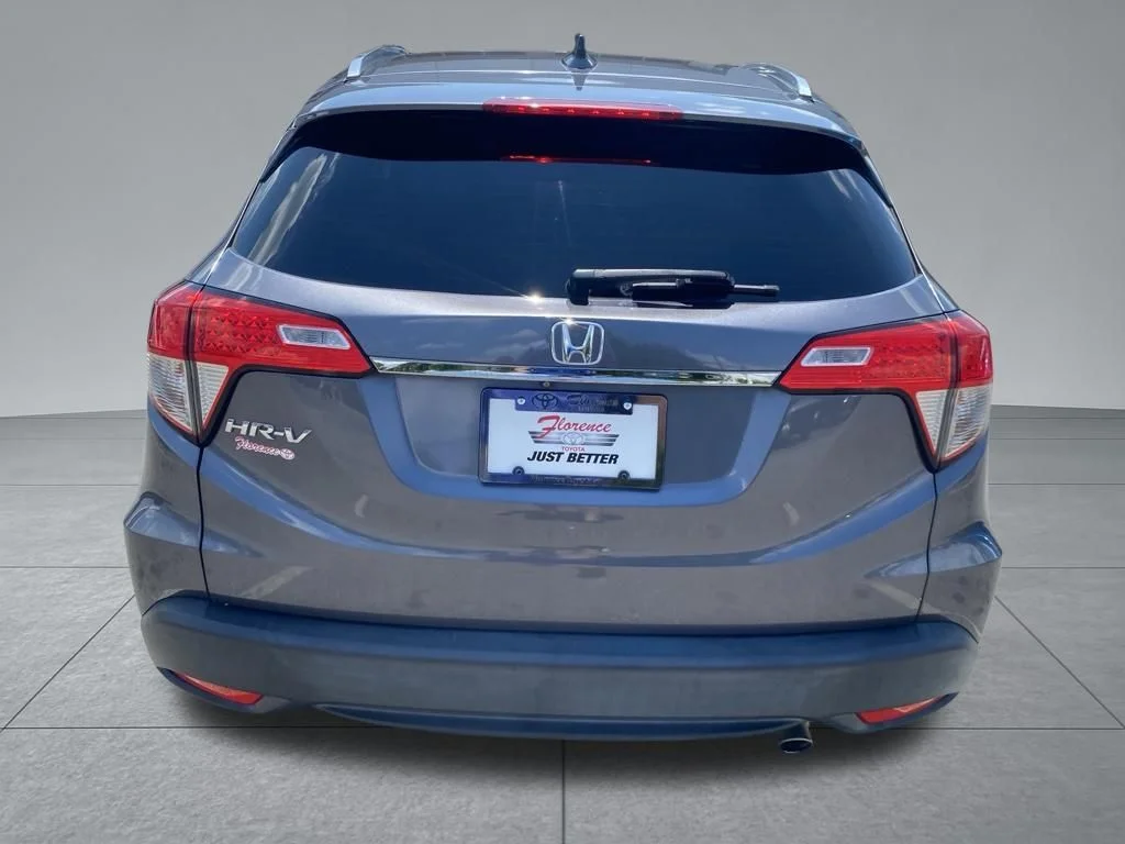 Used 2019  Honda EX image 12