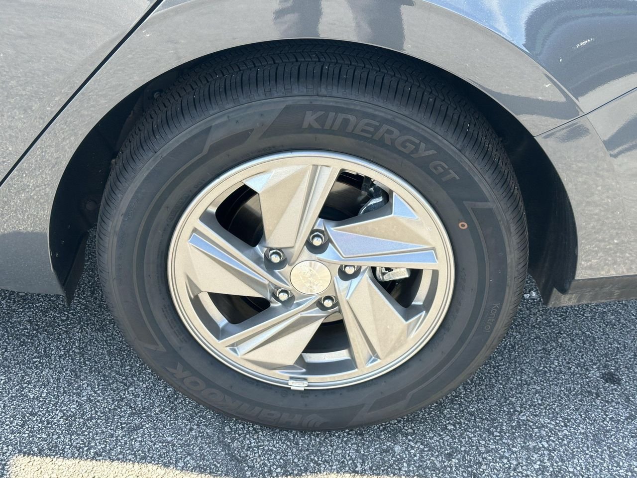 New 2026 Ecotronic Gray Hyundai SE image 18