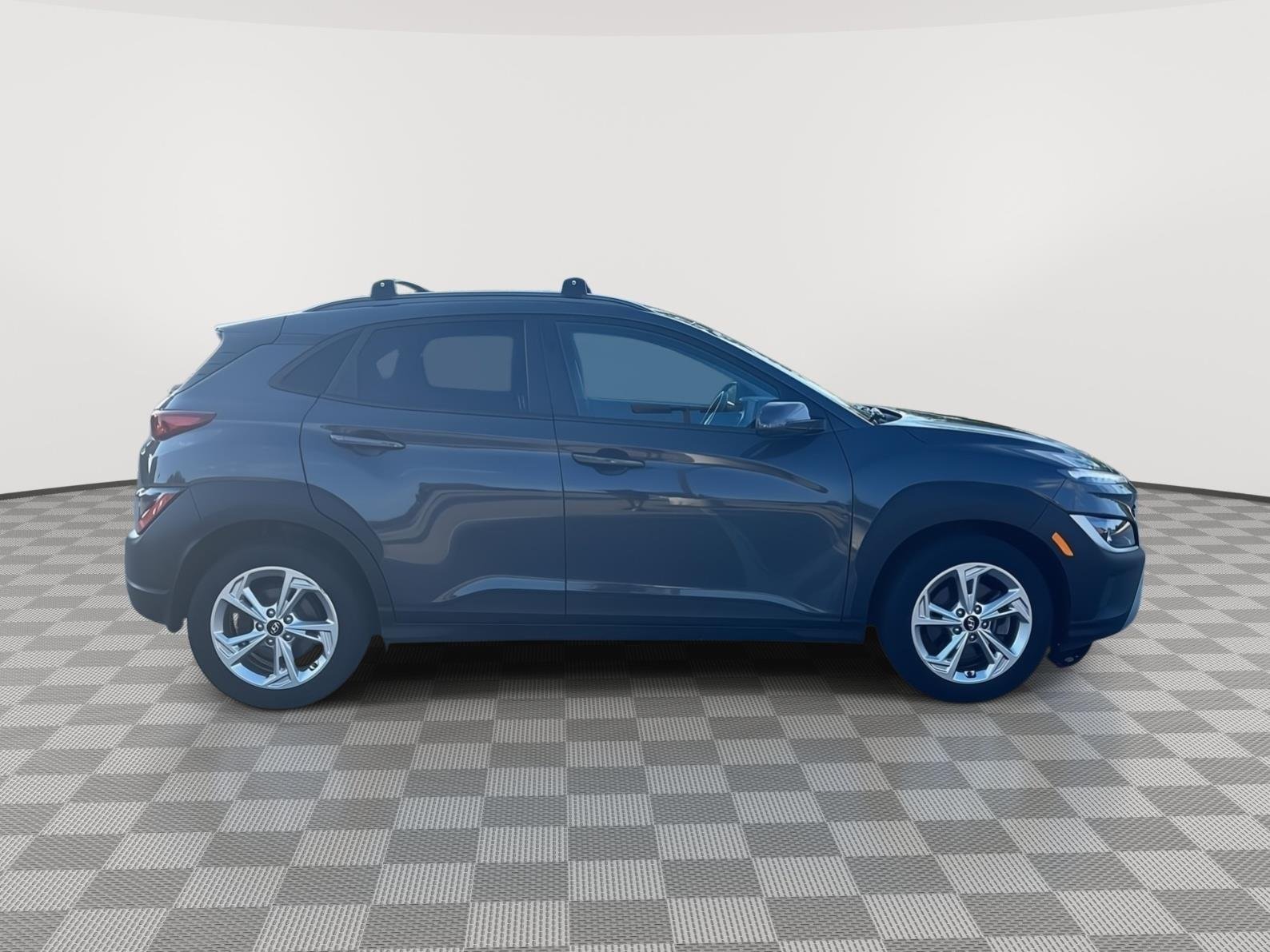 Certified Used 2023 Ecotronic Gray Hyundai SEL image 4