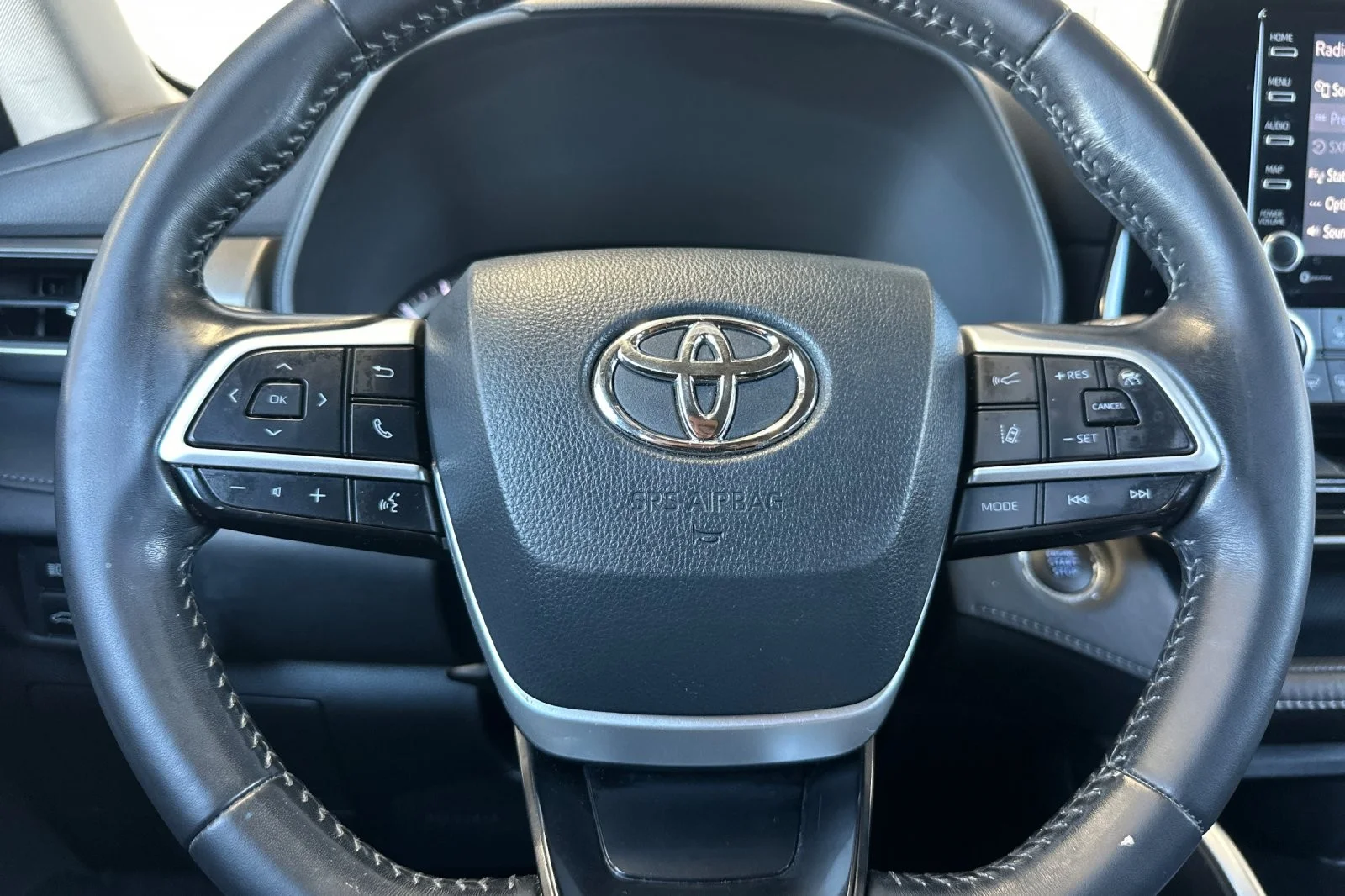 Used 2022 Blueprint Toyota LE image 23