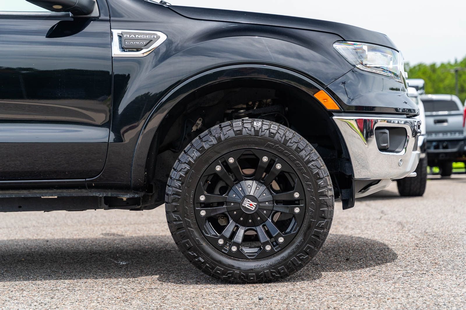 Certified Used 2019 Black Ford Lariat image 9