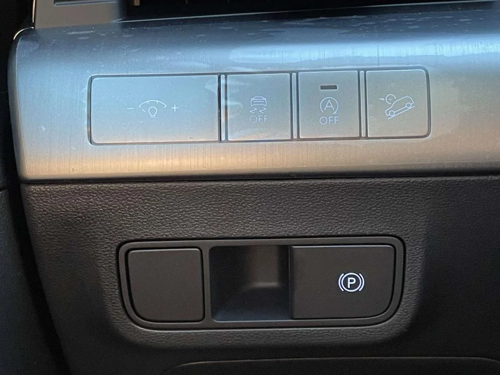 New 2026 Gray Hyundai SE image 16