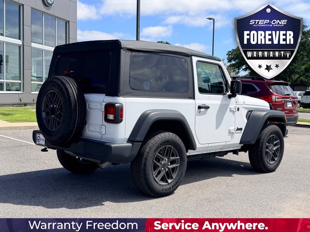 Used 2025 White Jeep Sport S image 6