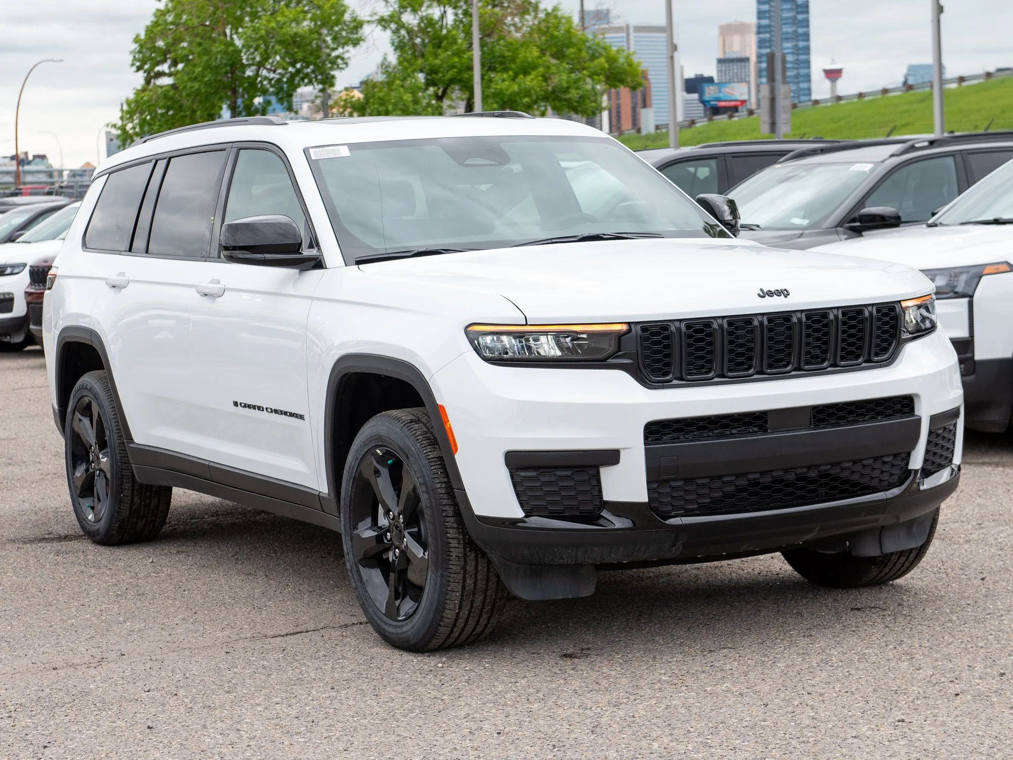 New 2025 White Jeep Altitude* image 6