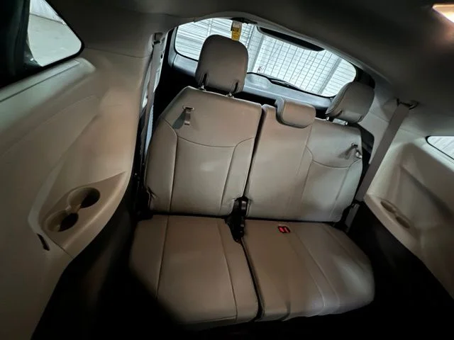 Used 2024 Green Toyota XLE image 21