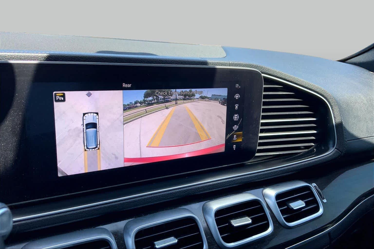 Used 2020 designo Cardinal Red Metallic Mercedes-Benz GLE 350 image 28