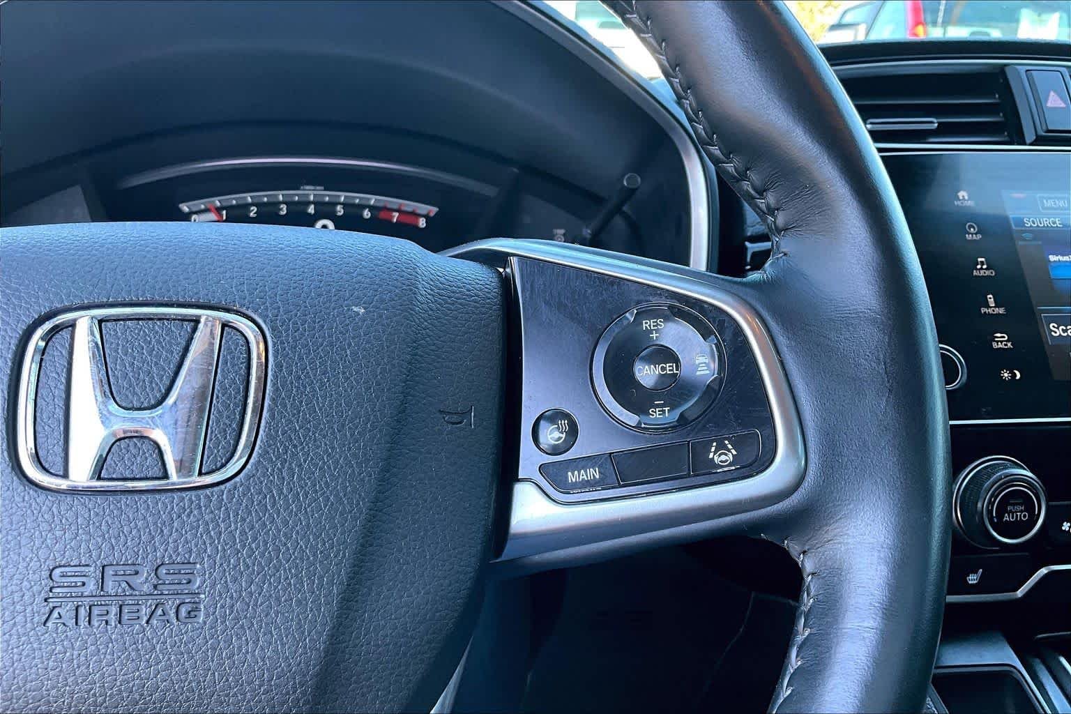Used 2021 Platinum White Pearl Honda Touring image 25