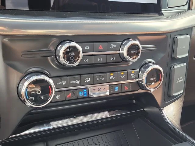 New 2026 Gray Metallic Ford King Ranch image 27