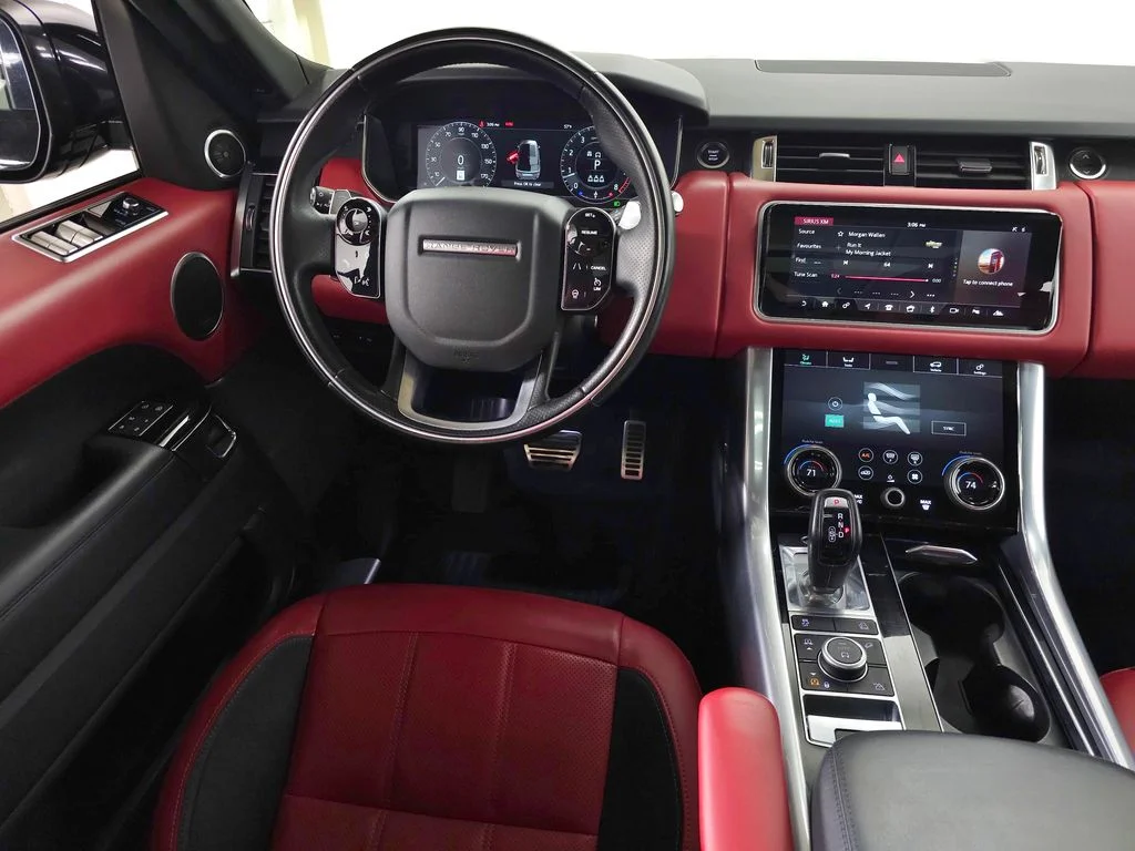 Used 2022 Black Land Rover HSE Dynamic image 18