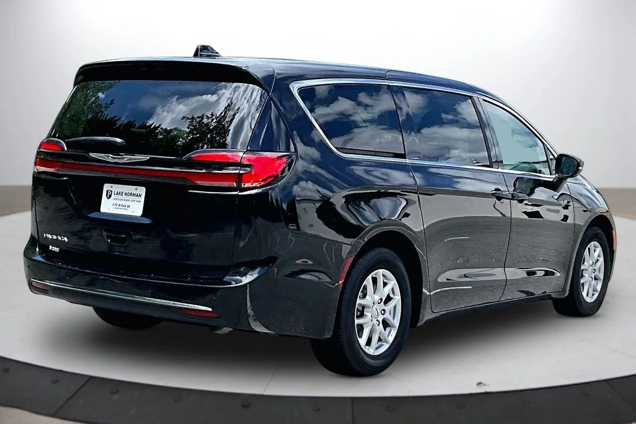 Certified Used 2024 Black Chrysler Touring L image 9