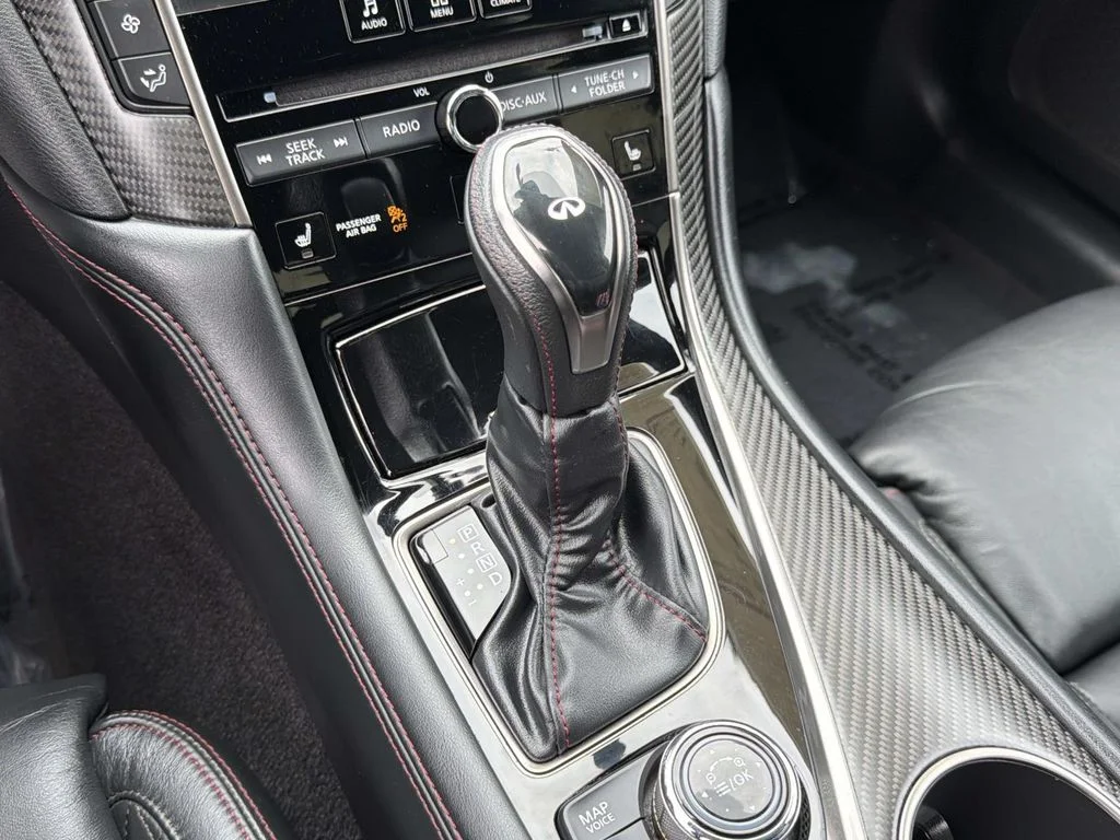 Used 2021 MAJESTIC WHITE INFINITI RED SPORT 400 image 12