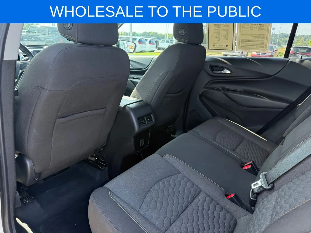 Used 2020 Silver Chevrolet LT image 23