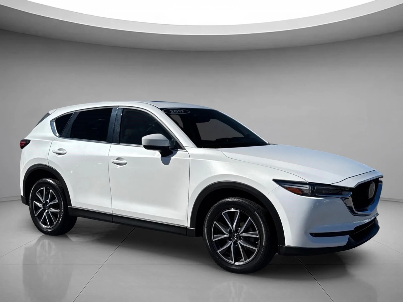 Used 2017 Snowflake White Pearl Mica Mazda Grand Touring image 7