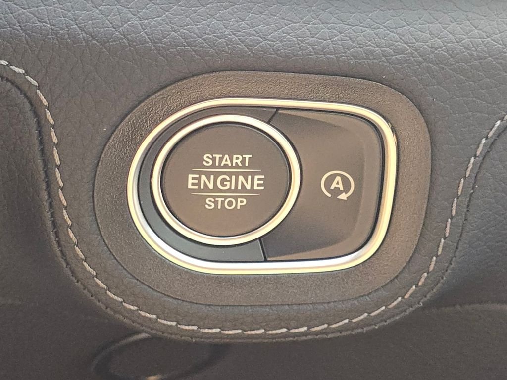 New 2026 MANUFAKTUR Alpine Grey Mercedes-Benz GLE 450 Coupe image 39