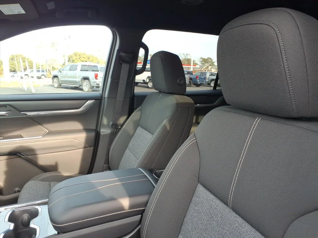 2026 GMC Acadia Elevation - Photo 14