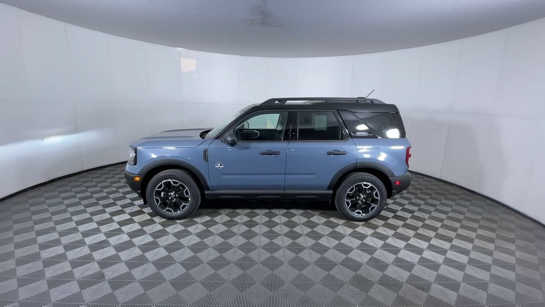 Used 2026 Azure Gray Metallic Ford Outer Banks image 5