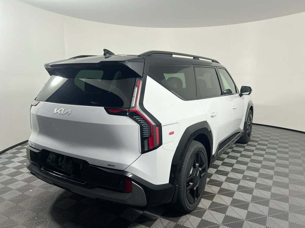 New 2026 Glacial White Pearl / Black Ro Kia GT-Line AWD image 3