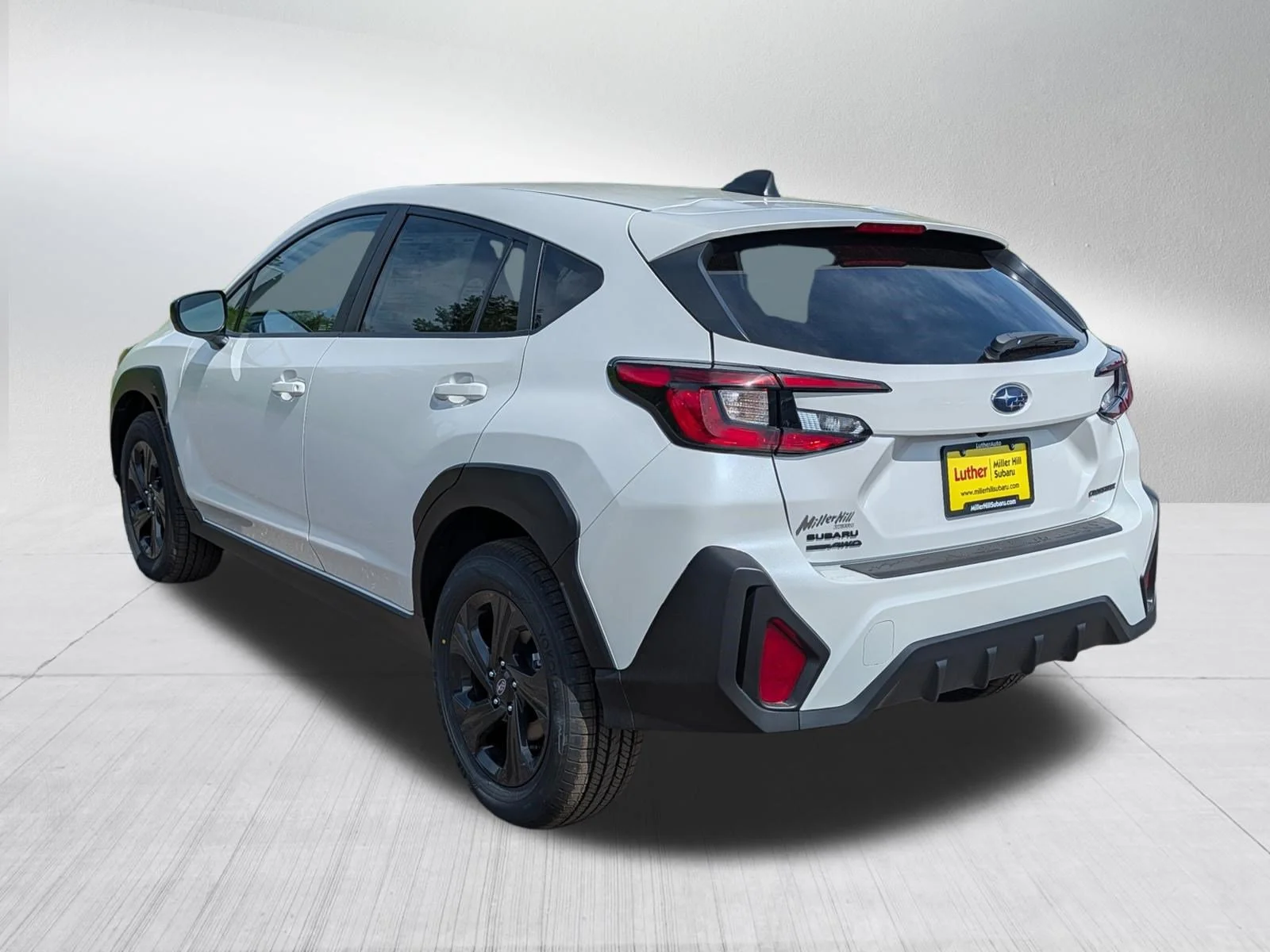 New 2026 CRYSTAL WHITE PEARL Subaru Base image 3