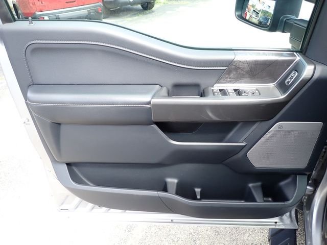 Used 2022 Silver Ford XLT image 19