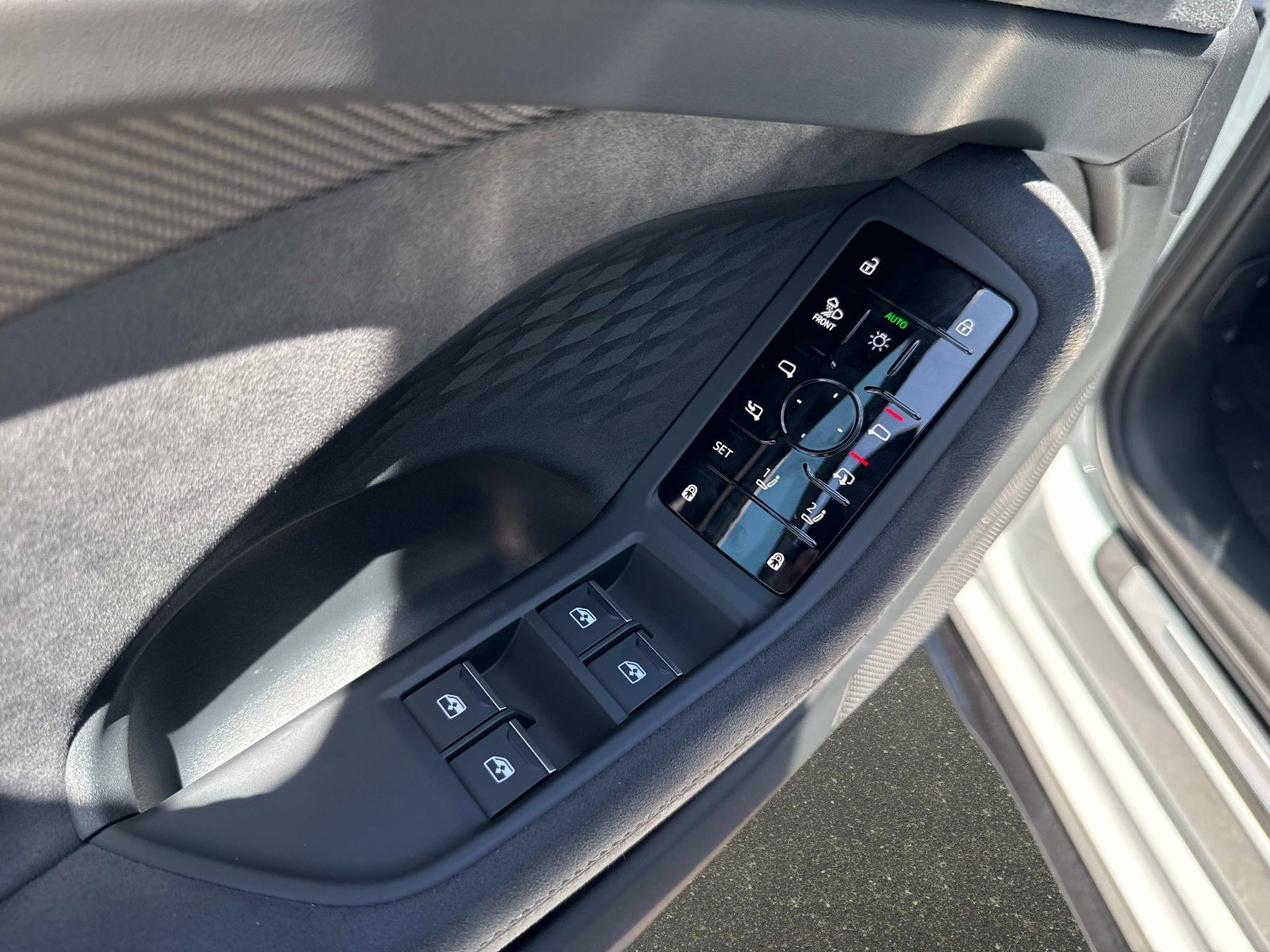 New 2026 Glacier White Metallic Audi Prestige image 16