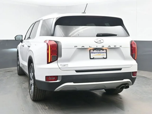 Used 2021 White Hyundai SEL image 11