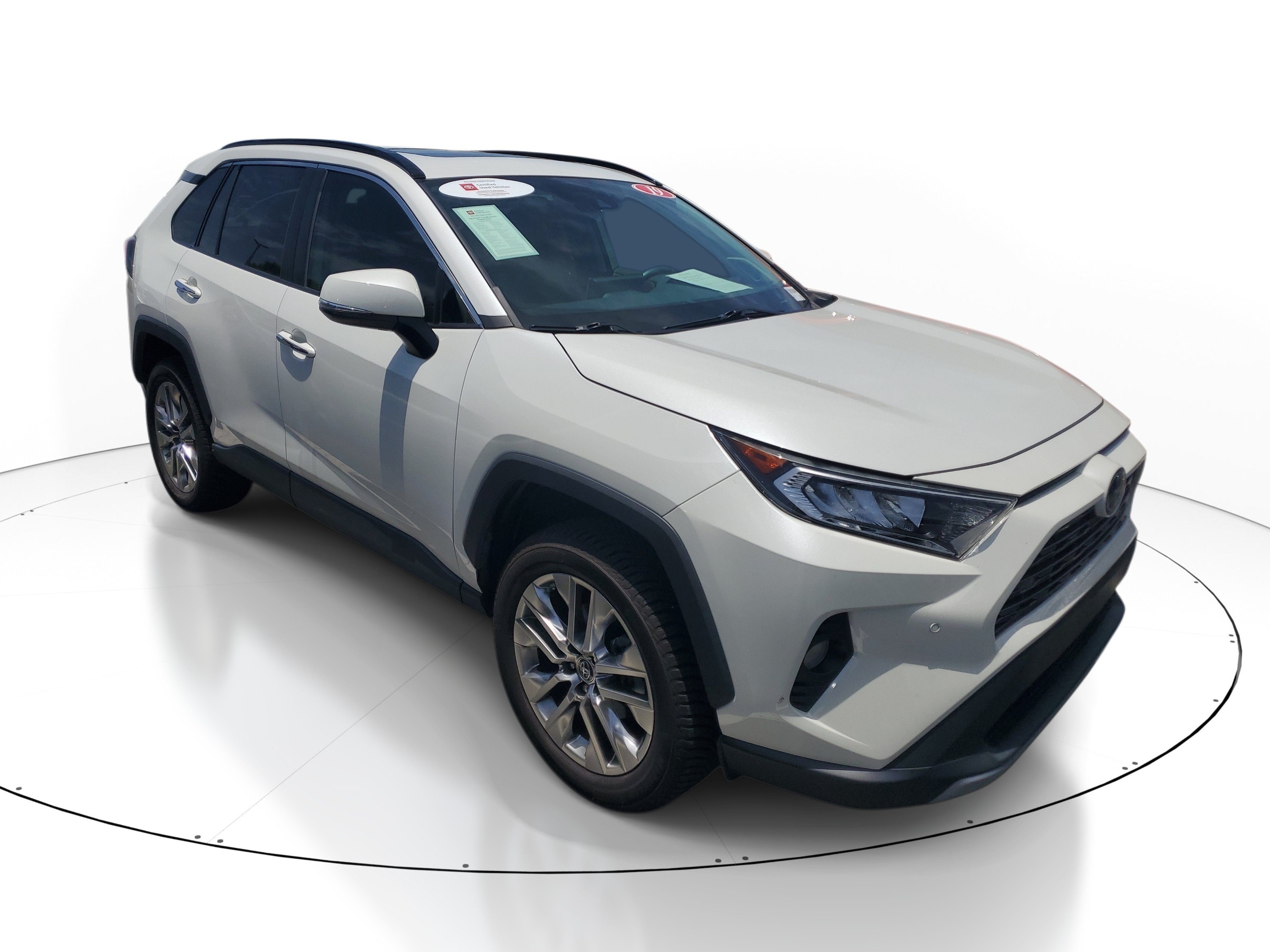 Used 2019 Blizzard Pearl Toyota Limited image 1