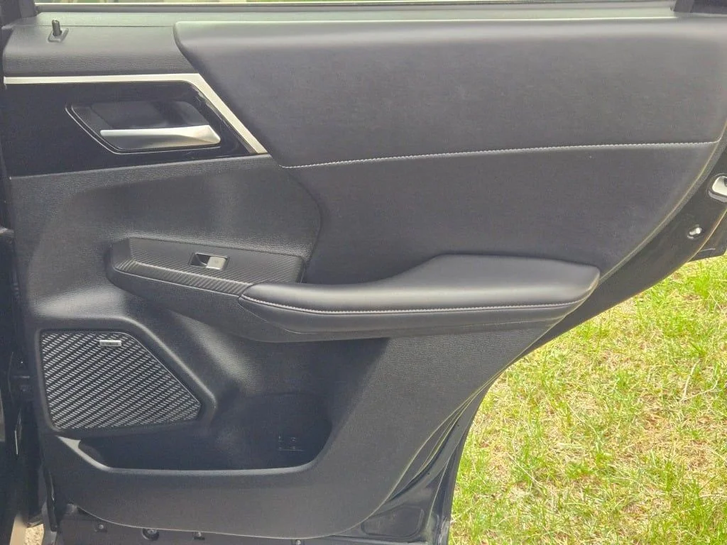 Certified Used 2025 Blue Mitsubishi SE image 9