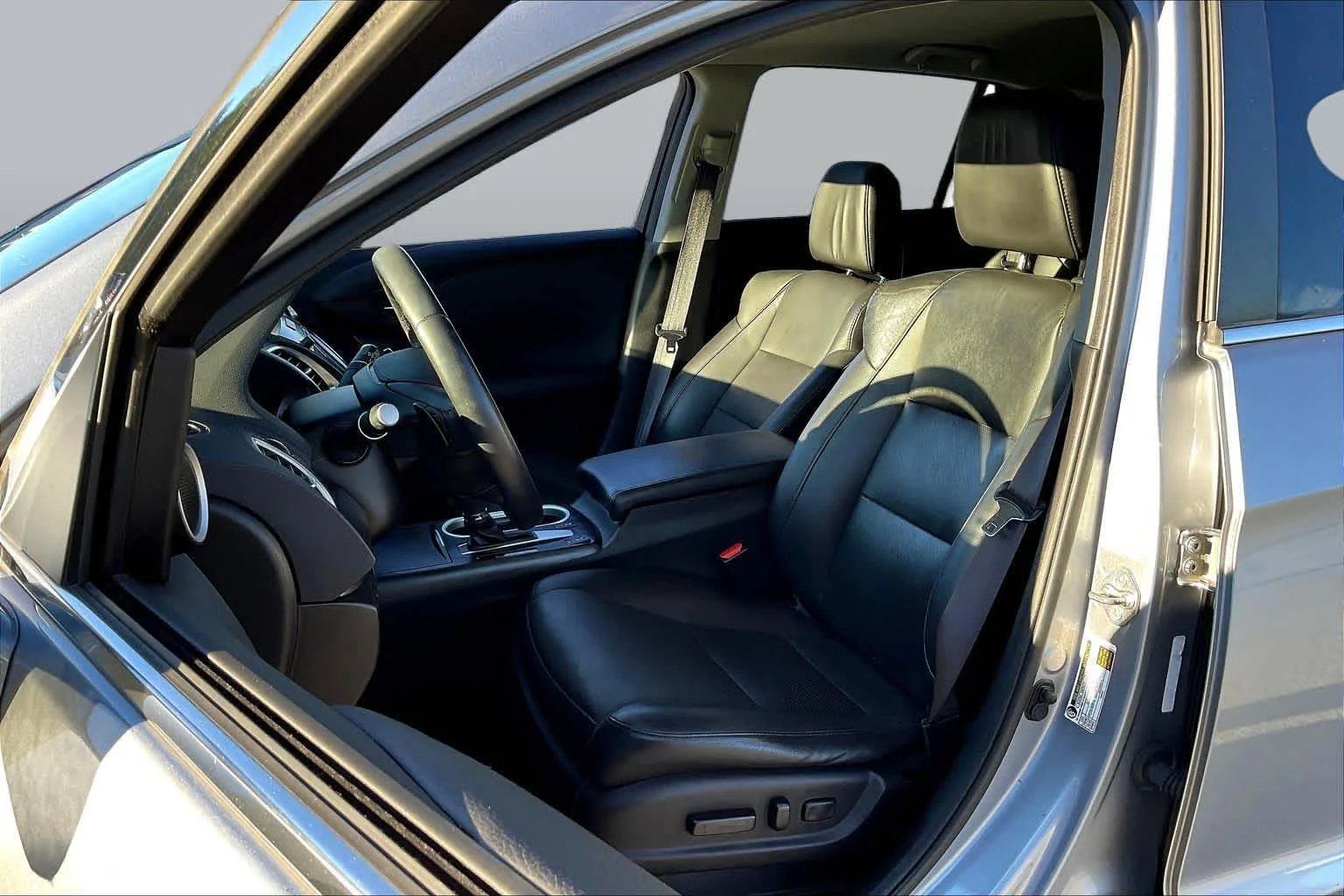 Used 2016 Slate Silver Metallic Acura Tech Pkg image 7