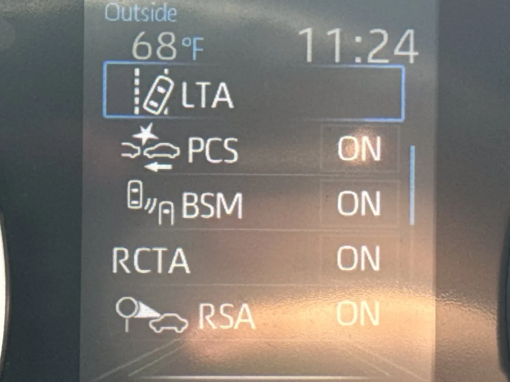 Used 2021 Silver Toyota XLE image 20
