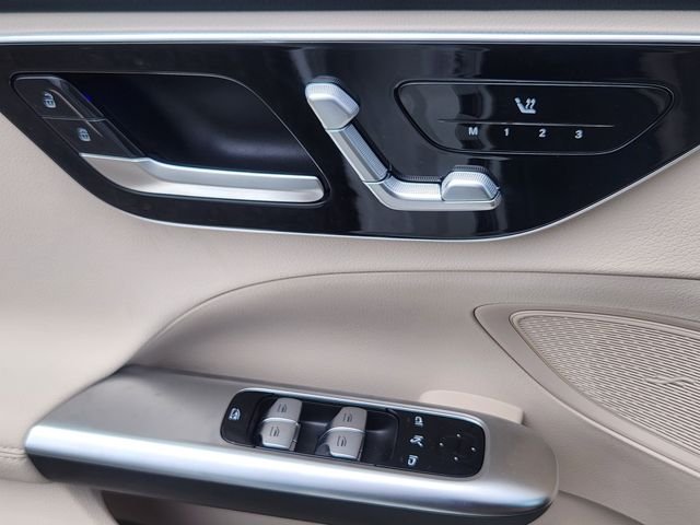 New 2026 Polar White Mercedes-Benz C 300 image 11