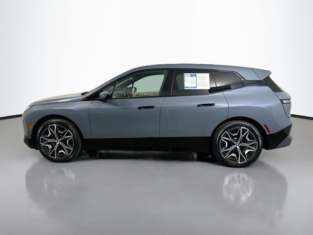 Used 2024 Storm Bay Metallic BMW xDrive50 image 4