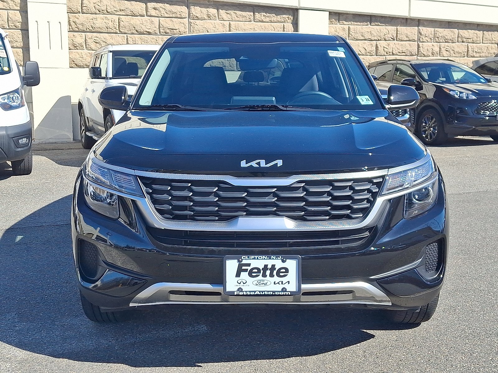 Used 2023 Kia Seltos LX with VIN KNDEPCAA6P7434497 for sale in Clifton, NJ