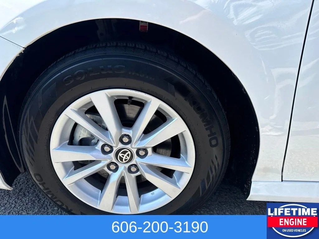 Used 2025 White Toyota LE image 11