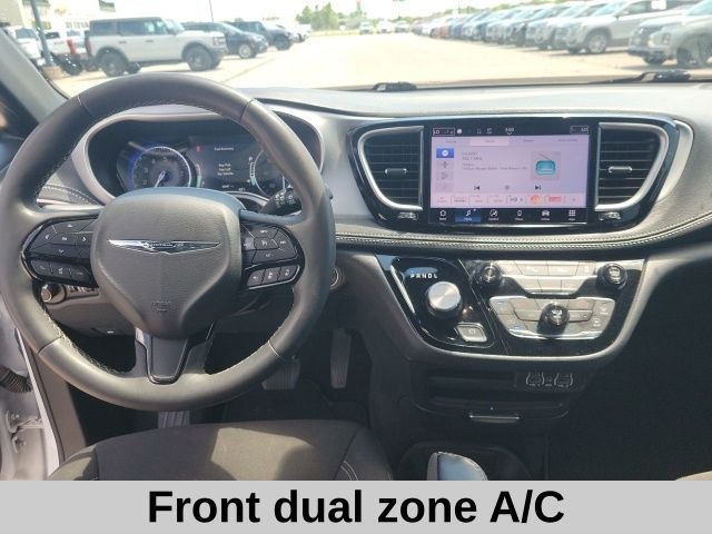 Used 2024 White Chrysler Touring image 4