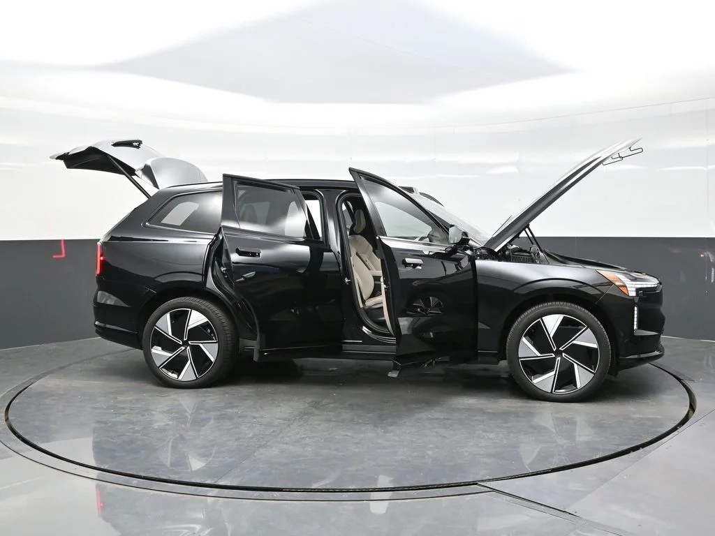 2025 Volvo EX90 Ultra - Photo 50