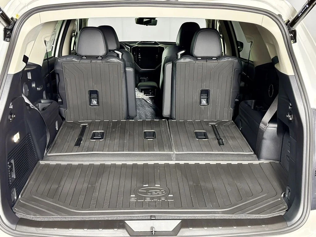New 2026 CRYSTAL WHITE PEARL Subaru Touring 7-Passenger image 22