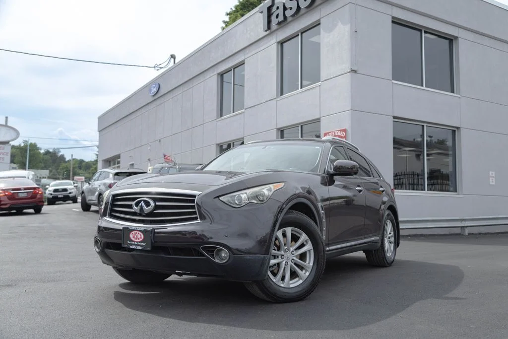 Used 2012 Black INFINITI Base image 1