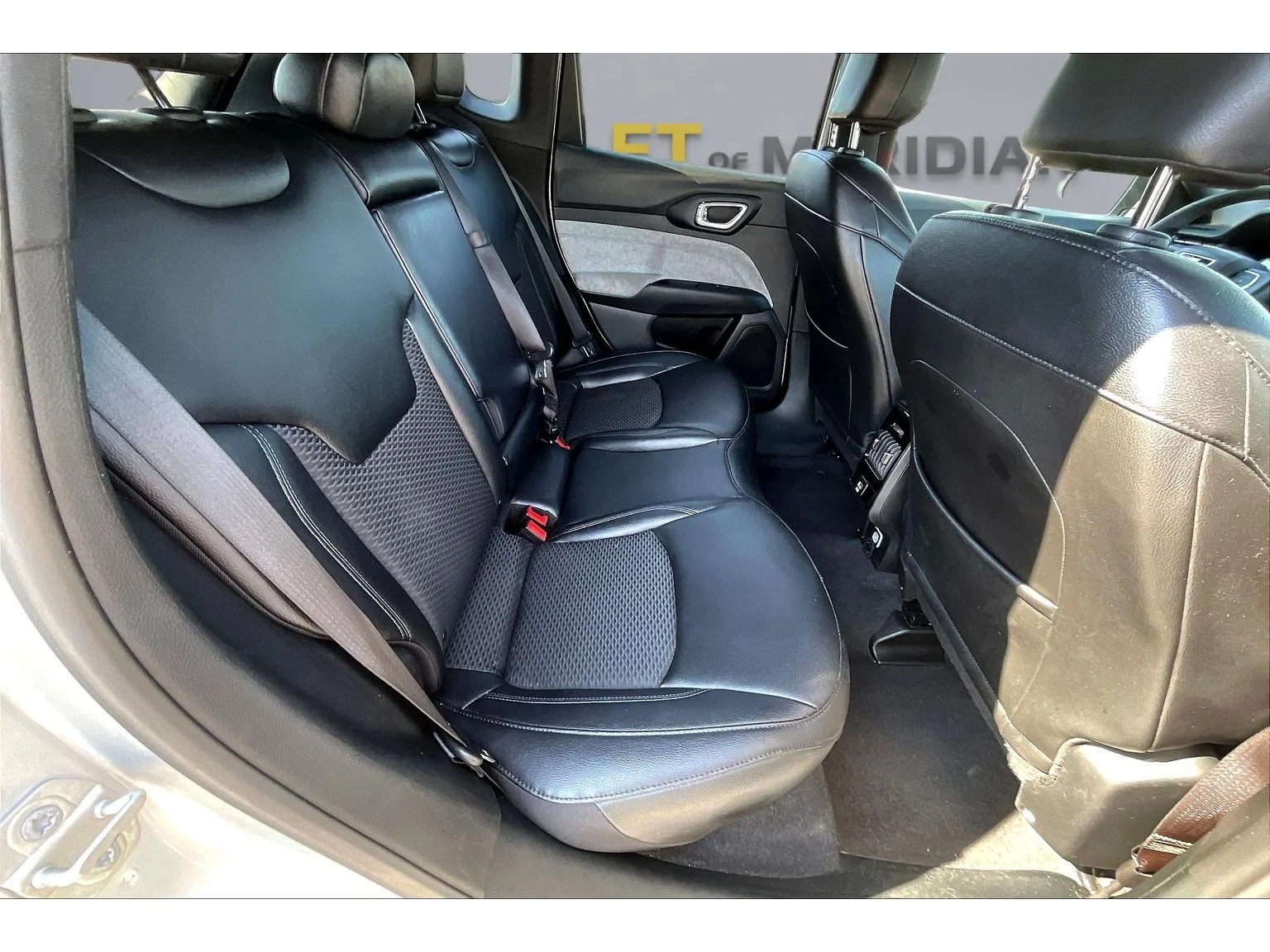Used 2024 Silver Jeep Latitude image 19