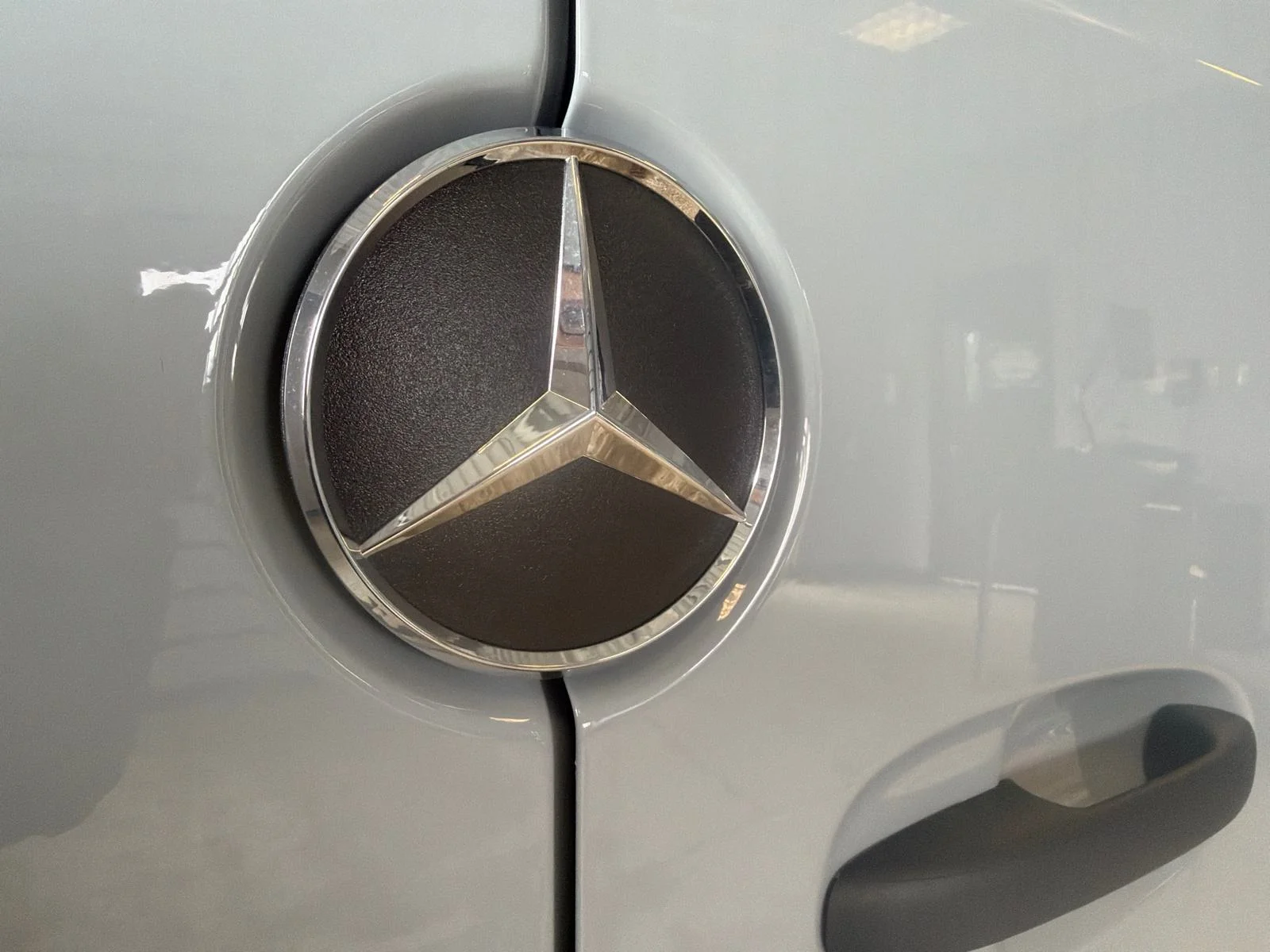 Used 2025 Silver Mercedes-Benz 2500 Standard Roof image 26