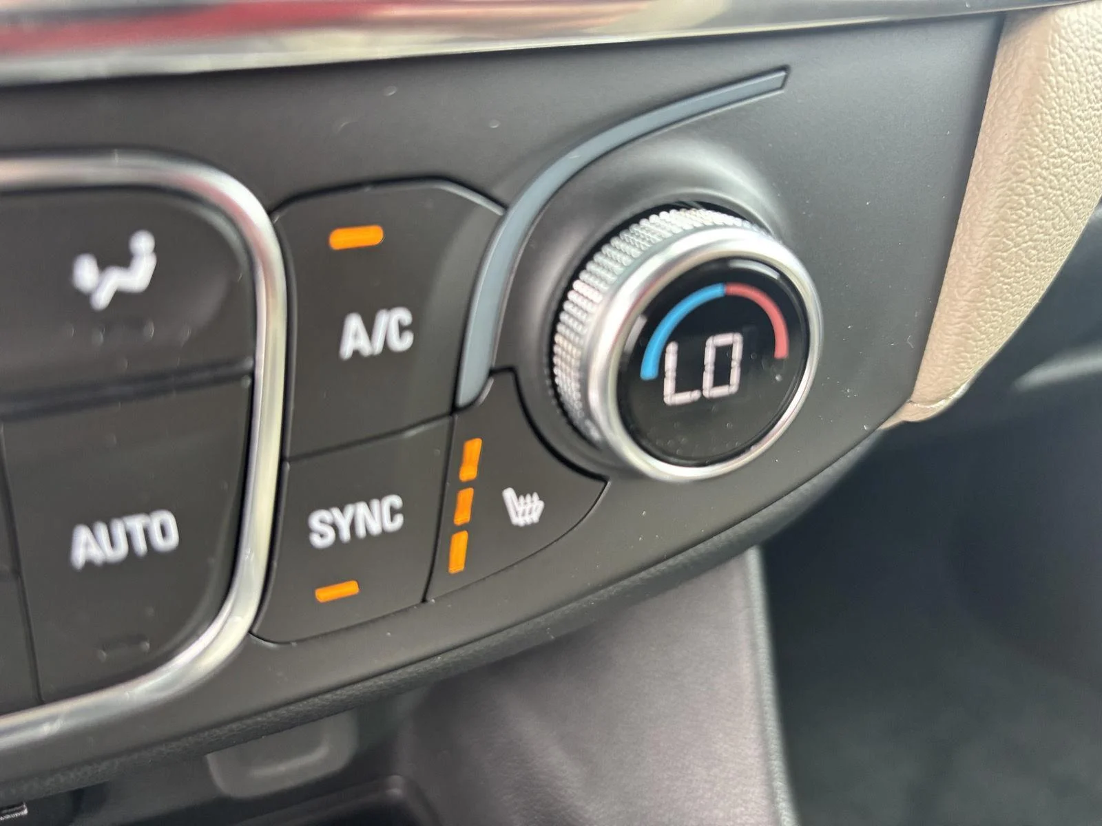 Used 2023 Northsky Blue Metallic Chevrolet LT Cloth image 24