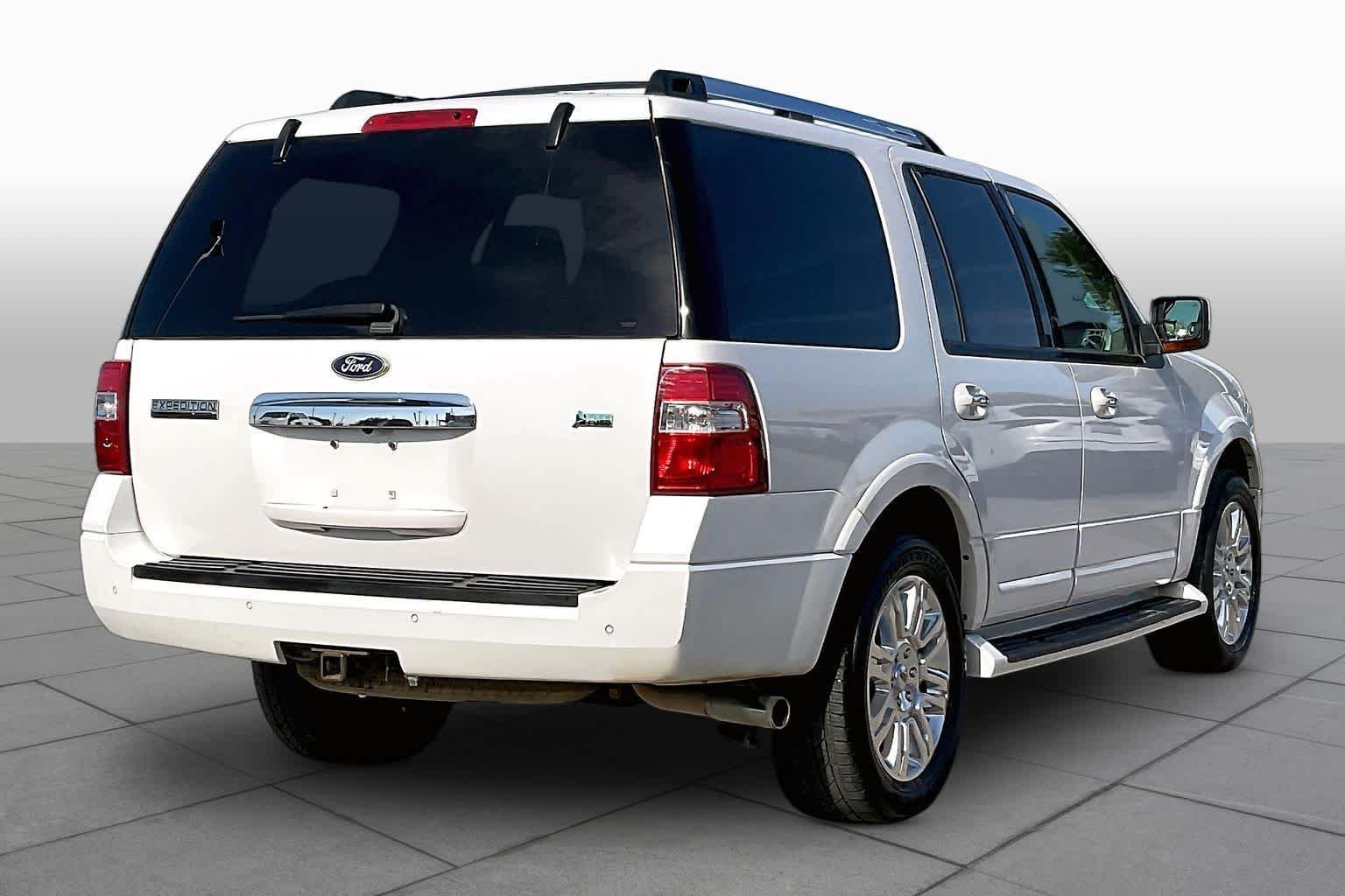 Used 2011 White Platinum Metallic Ford Limited image 12
