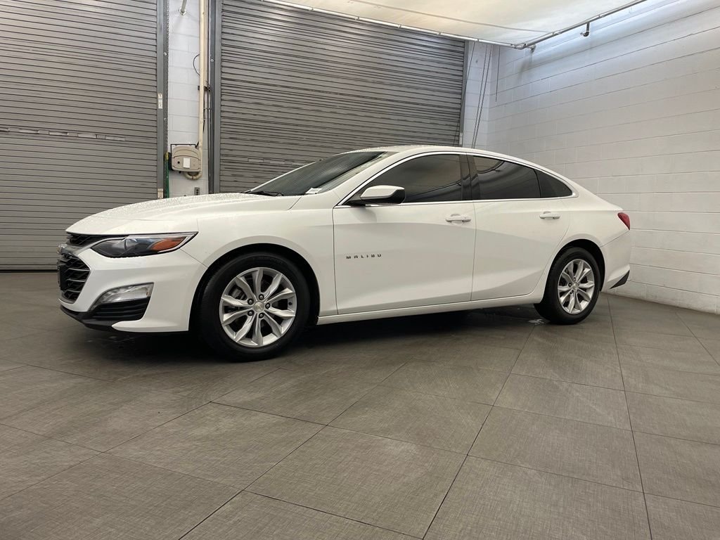 Used 2024 White Chevrolet LT 1LT image 6