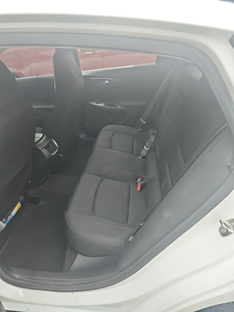 Used 2020 White Chevrolet LT image 7