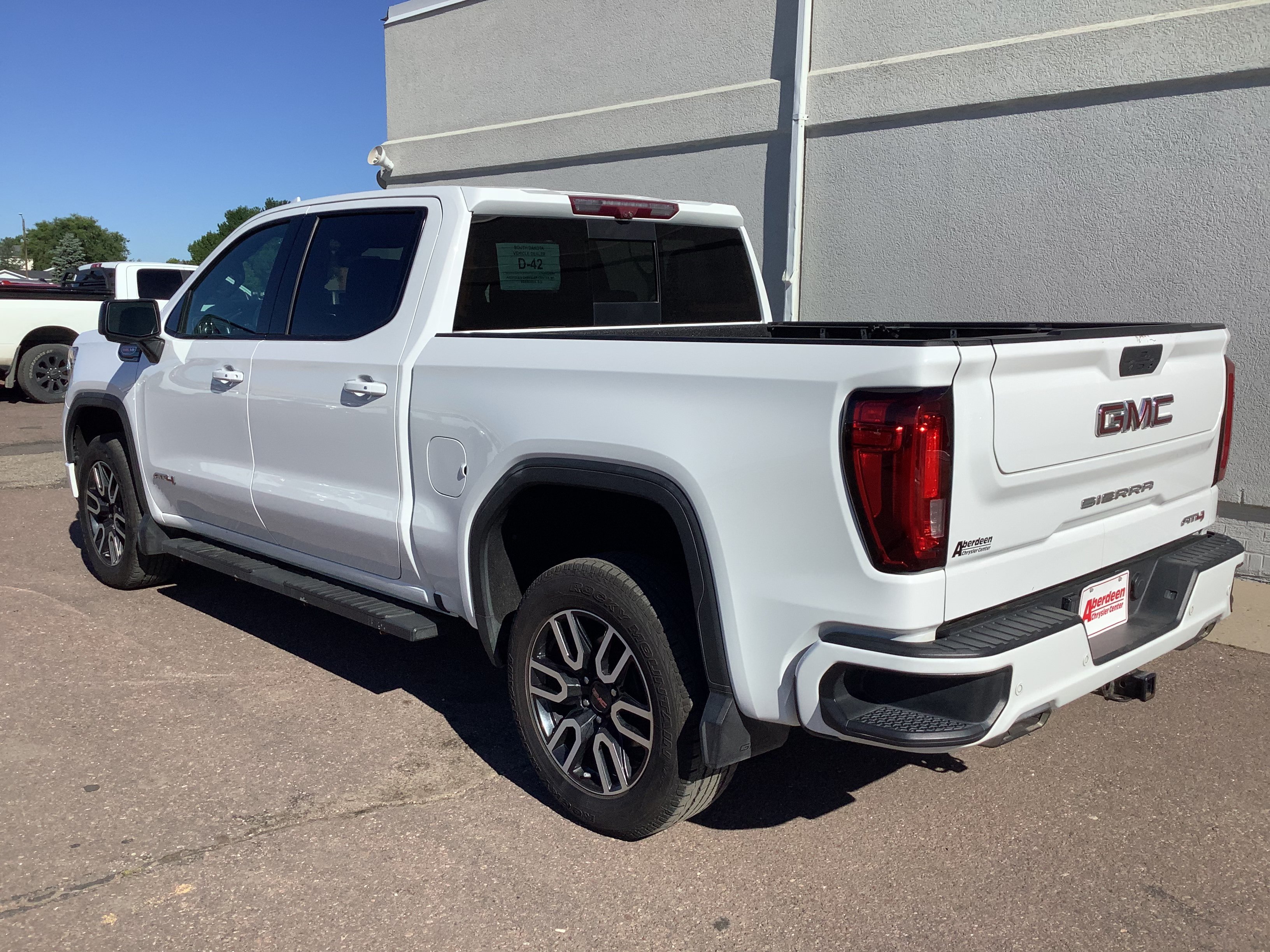 Used 2021 White GMC AT4 image 7