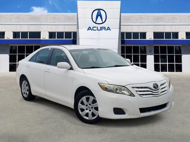 2011 Toyota Camry LE